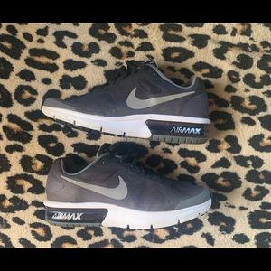 nike air max sequent